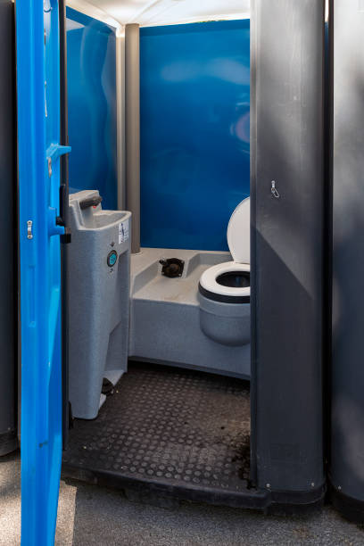 Portable Toilet Options We Offer in Terryville, NY